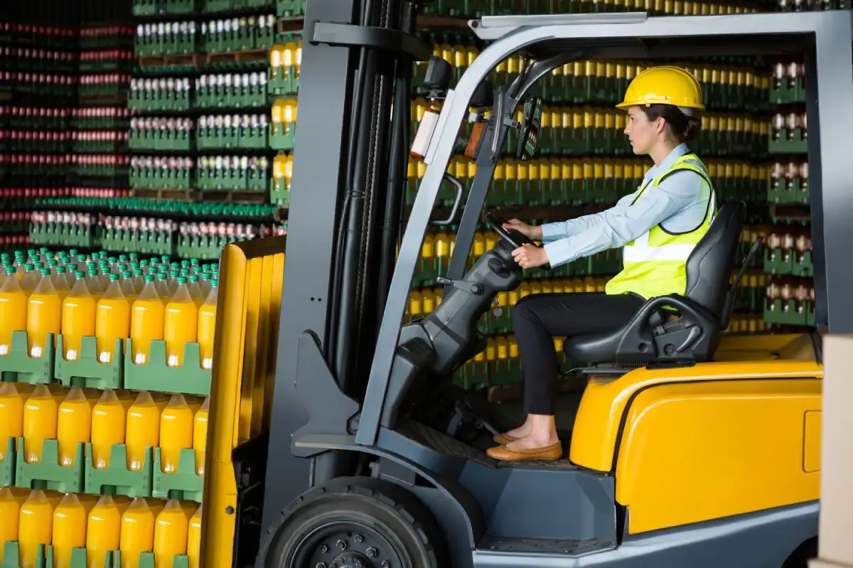 Xpert Lumpers Service - Forklift